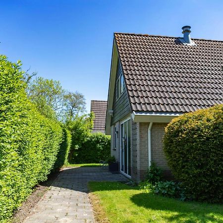 Bungalow 36 Op Recreatiepark De Wielen Синт-Мартен Экстерьер фото