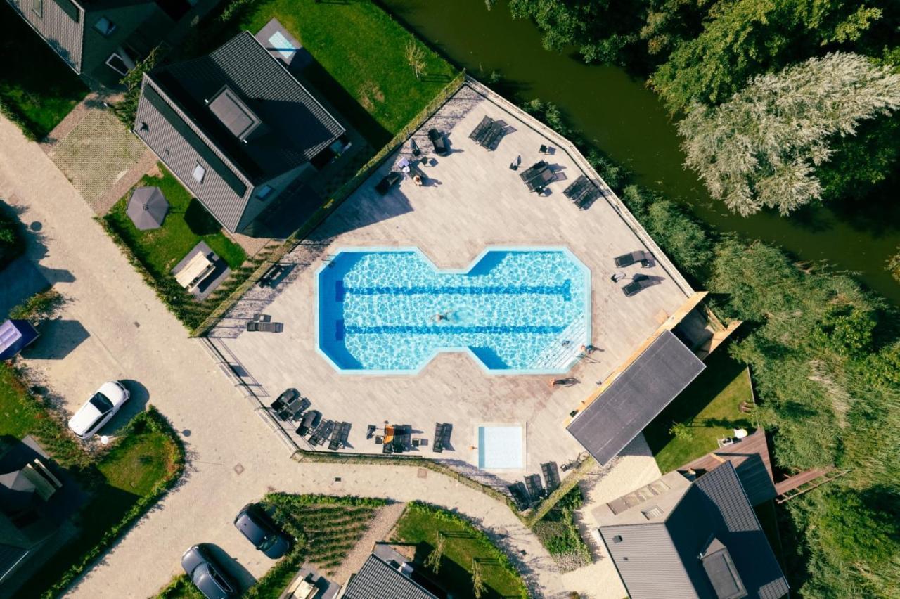 Bungalow 36 Op Recreatiepark De Wielen Синт-Мартен Экстерьер фото