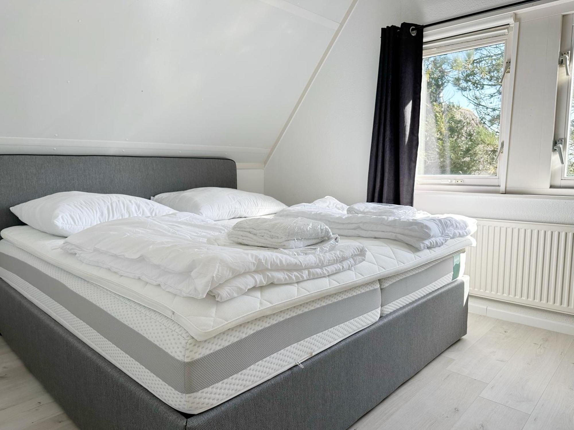Bungalow 36 Op Recreatiepark De Wielen Синт-Мартен Экстерьер фото